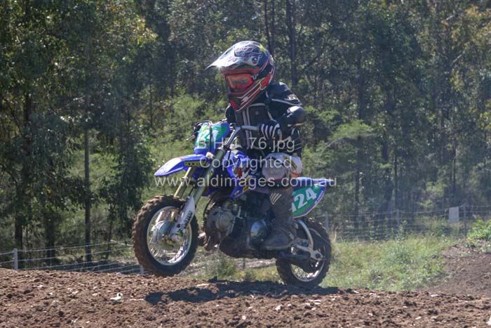 678x444 pixels (82K)